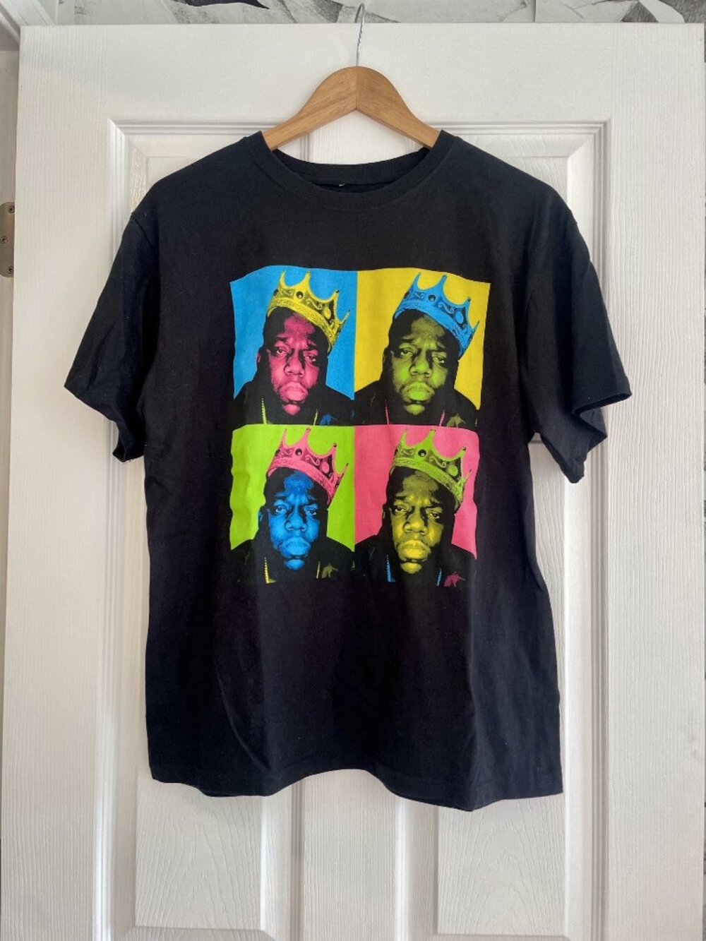 Notorious B.I.G. Pop Art Graphic Tee – Black (Size M)